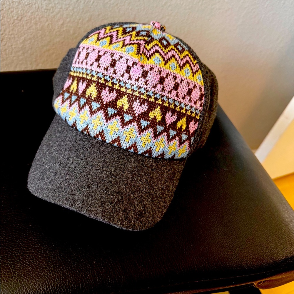 Knit front base ball cap